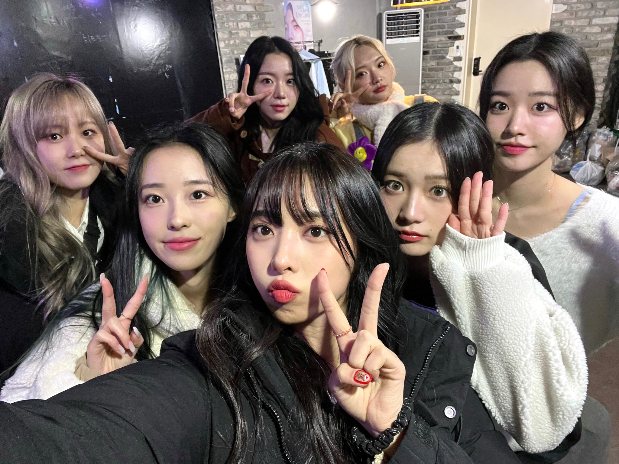 FkRk1yLUcAAuqeC?format=jpg&name=large