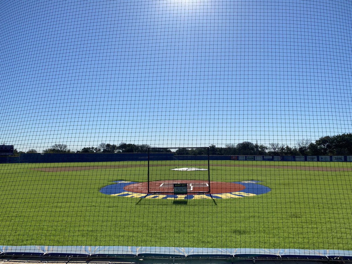GSal_19's tweet photo. Wow! New bullpen, Indoor facility renovations and field is looking sharp! @TrojanVarsity will be ready, will you? #TrojanStrong https://t.co/5nu5066CGA