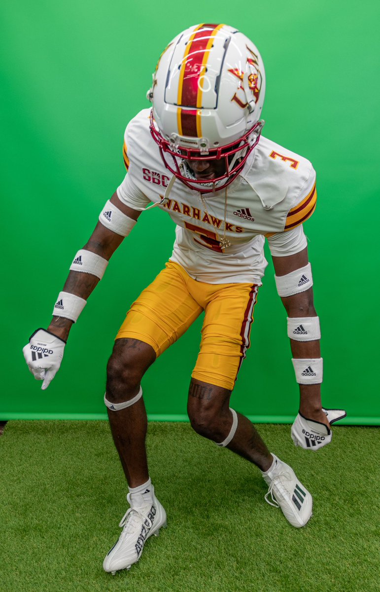 drewskiiee's tweet photo. COMMITTED ❤️🤝🏾 https://t.co/GNR9GArIH5