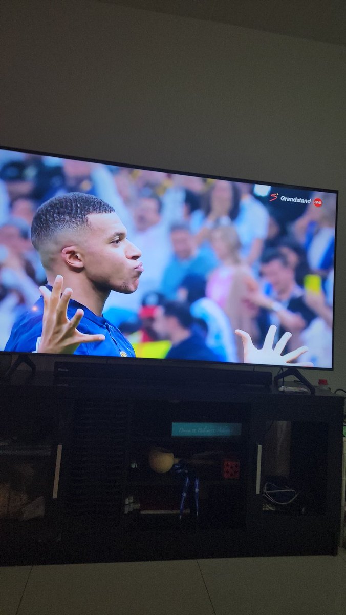 🙆‍♀️🙆‍♀️🙆‍♀️🙆‍♀️🙆‍♀️🙆‍♀️🙆‍♀️ #KingMbappe #Mbappe <a href="/KMbappe/">Kylian Mbappé</a> !!!!!!