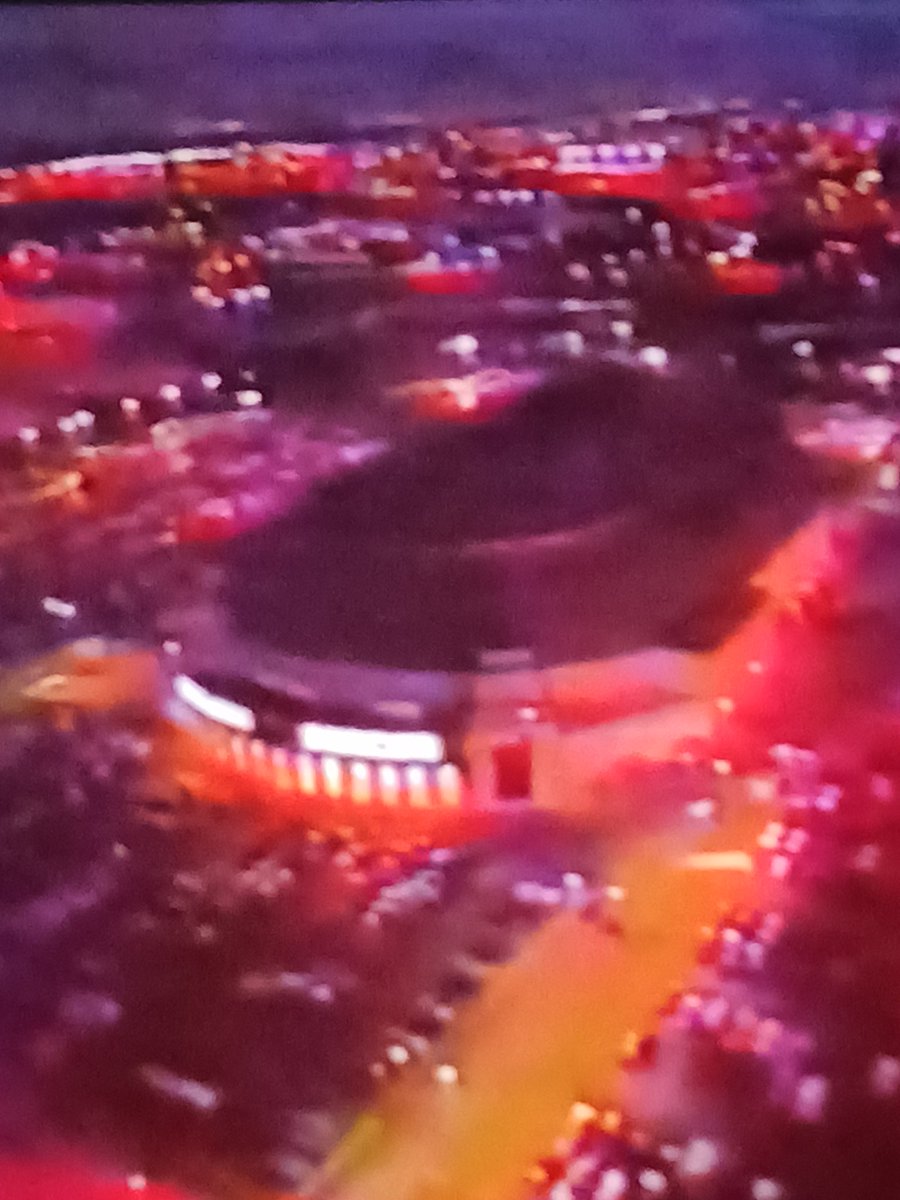 TheCheckerdome's tweet photo. I LIVE AGAAAIN! Just kidding I'm just a ghost now. I'm just an old barn. Don't call me peepaw I don't know what that is. Now you may admire when ready. https://t.co/UiIdNMOAjw