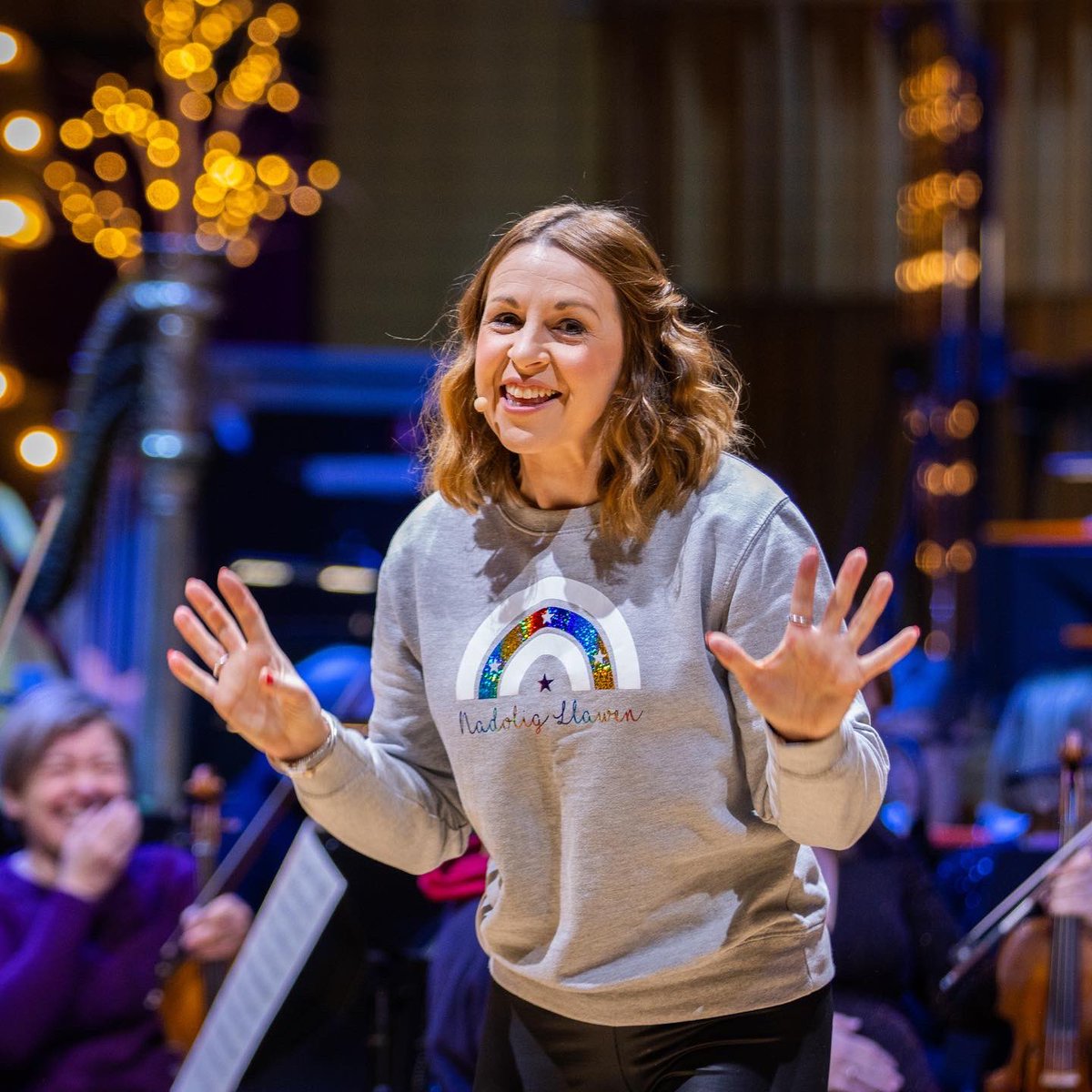 BBCNOW's tweet photo. Thanks to our lovely audiences who joined us today for our concerts, we hope you enjoyed it!
 
Thanks to @Elin_Llwyd and conductor  Robert Guy and of course to our amazing Orchestra
 
From everyone at BBC NOW, we hope you all have a wonderful Christmas! 🎄🎁 https://t.co/5g3P3JgjJE