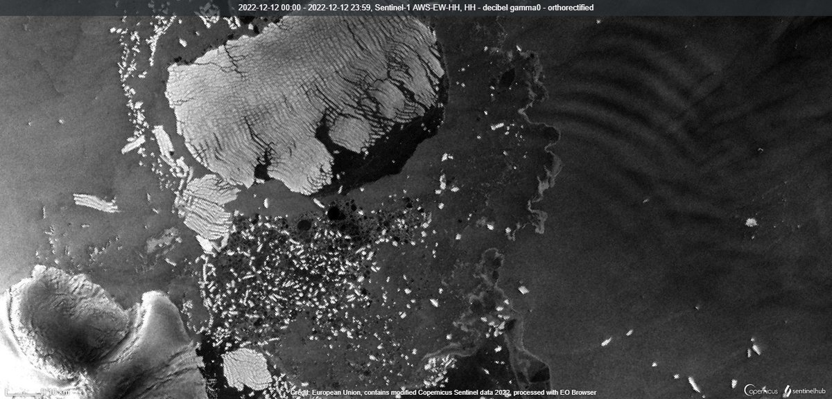 SHS Space Science (@shs_space) on Twitter photo After 20 years since calving from Thwaites Glacier, iceberg B-22A appears to be moving and breaking up. Sentinel-1 SAR images 2 years apart (2020 LH, 2022 RH). What looks like a diffraction pattern on RHS 2022 image. Caused by? (Data <a href="/sentinel_hub/">Sentinel Hub</a>, <a href="/ESA_EO/">ESA Earth Observation</a>, <a href="/CopernicusEU/">Copernicus EU</a>) After 20 years since calving from Thwaites Glacier, iceberg B-22A appears to be moving and breaking up. Sentinel-1 SAR images 2 years apart (2020 LH, 2022 RH). What looks like a diffraction pattern on RHS 2022 image. Caused by? (Data <a href="/sentinel_hub/">Sentinel Hub</a>, <a href="/ESA_EO/">ESA Earth Observation</a>, <a href="/CopernicusEU/">Copernicus EU</a>)
