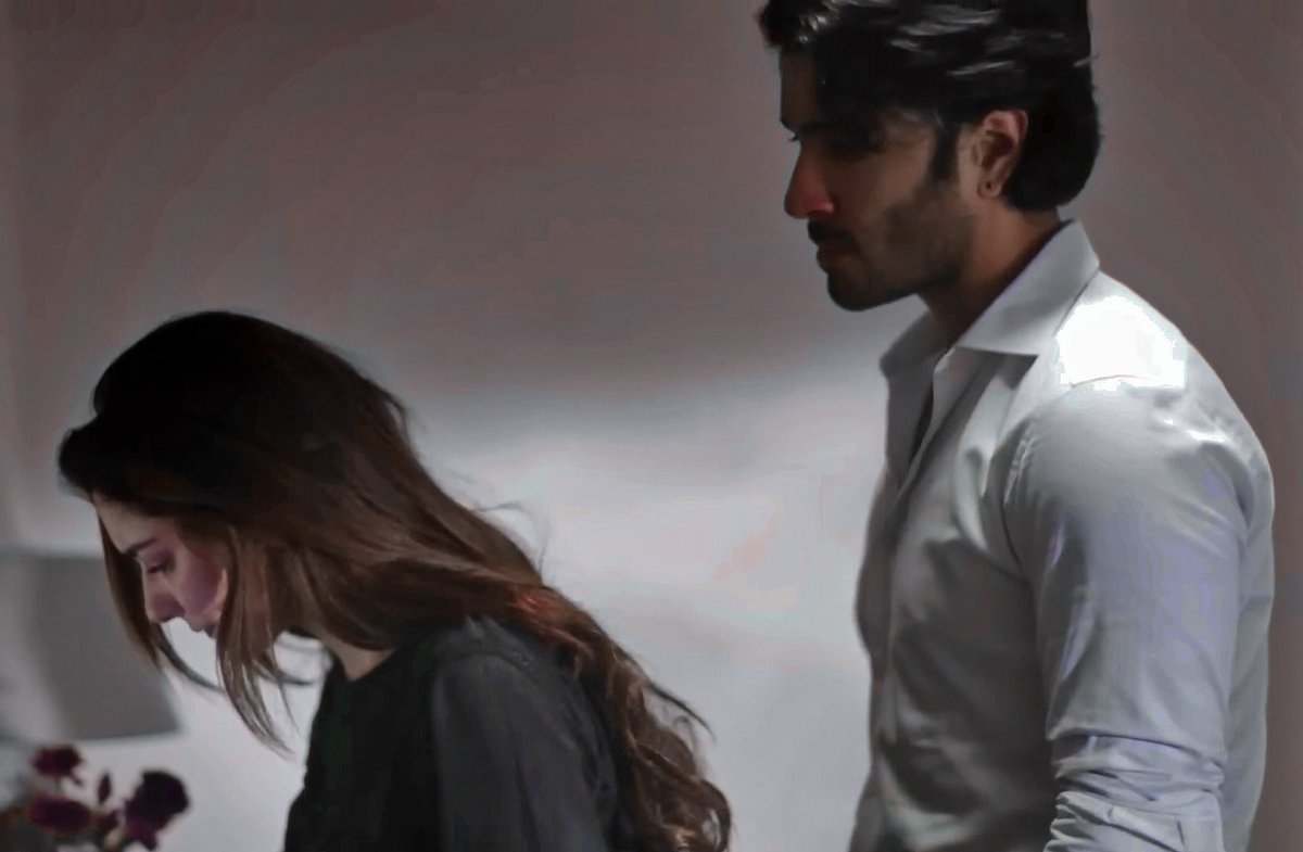 benimlemisinn's tweet photo. - finally she let him found her.
"4 din se khud ko blame kar raha hoon ki tumko chod ke nhi jaana chahiye tha." Hamza 🥺
#ishqiya #rumza https://t.co/GbQC3z7TYH