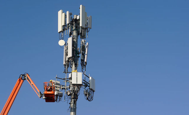 NBCDigitalNews's tweet photo. Cabinet has approved the deployment of 5G technology in Namibia.
5G wireless technology is meant to deliver higher multi-data speeds, more reliability, and massive network capacity.
https://t.co/xw1kK1CN4j

#NBCNews #nbcDSTV282 #nbcdigitalnews https://t.co/e7BA2hJC7j