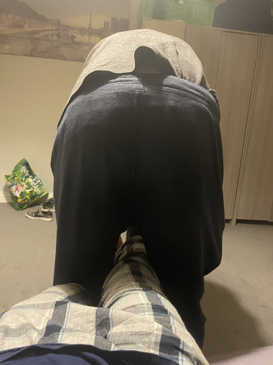 AlphaAngelxxx's tweet photo. What else are subs good for if not being your own towel rack and someone to put ur socks on for you… #justbecause #DomSub #Ownership #Collaredlad #DM #Slave #Follow #Alpha #Alphamale #Domleather #Rough #Gayuk #Gayeurope #Gayusa #Scruff #Gaybdsm #BBBH  #RT #DaddyMasterandLad #Sub https://t.co/w5H7XQlgff