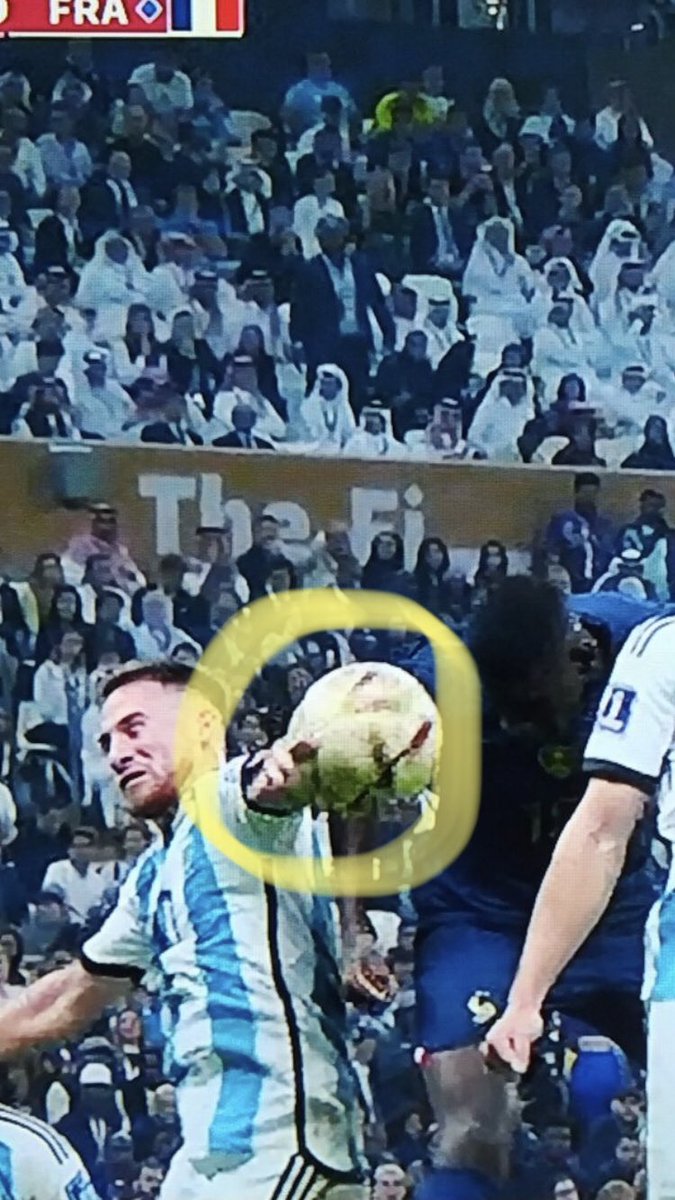 KilloMadridista's tweet photo. Como llamáis a esto?, yo penalti https://t.co/ISqvGEKZZx