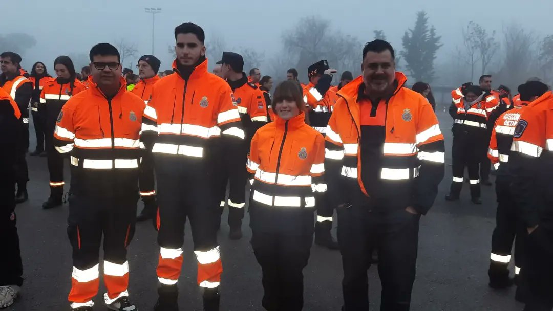 Hoy hemos acompañado a nuestros voluntarios en la entrega de sur certificados. Enhorabuena a todos.
#LasProtesCuentan