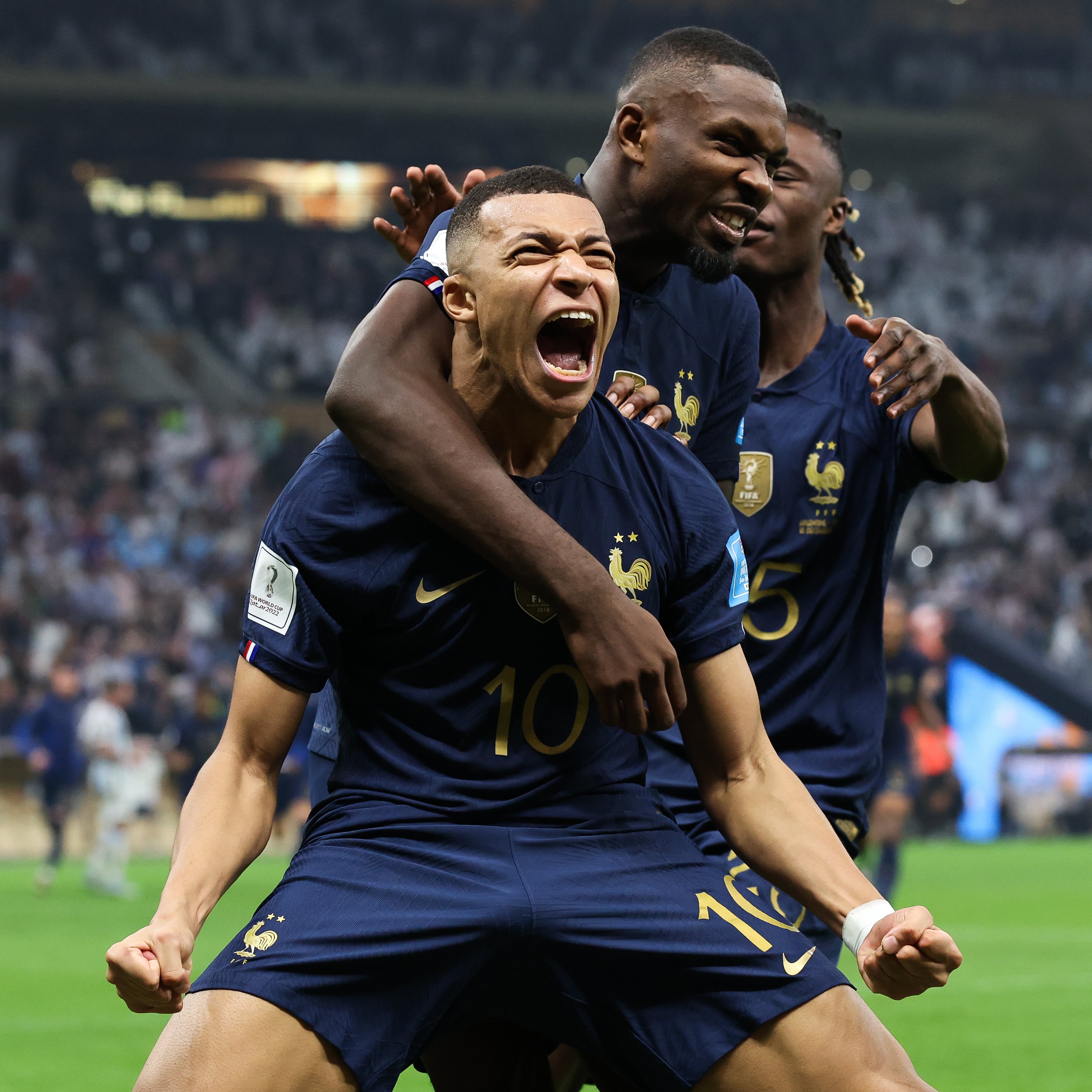 Mbappé faz três gols na final e é artilheiro da Copa do Mundo do