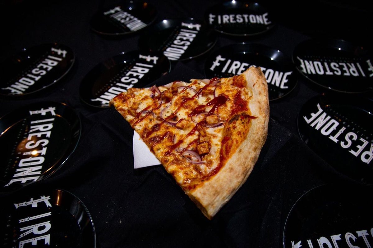 Firestone_ncl's tweet photo. Delivery link 🍕🙌🏼🚕 https://t.co/3HEr9pZl57 https://t.co/CyDsSQMKr5