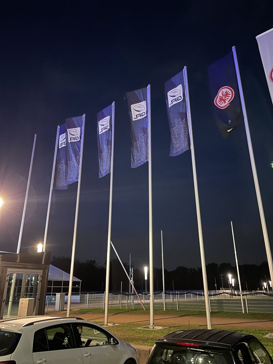 Kurz vor Weihnachten kommt der Spielplan für die GFL 2023 raus.Die ERIMA-GFL geht mit jeweils 16 Vereinen in die Saison.Ab 20/21.05. gehts in die nächste Runde um den Germanbowl 14Okt
Seid ihr noch auf der Suche für das passende Weihnachtsgeschenk? Tickets
ticketmaster.de