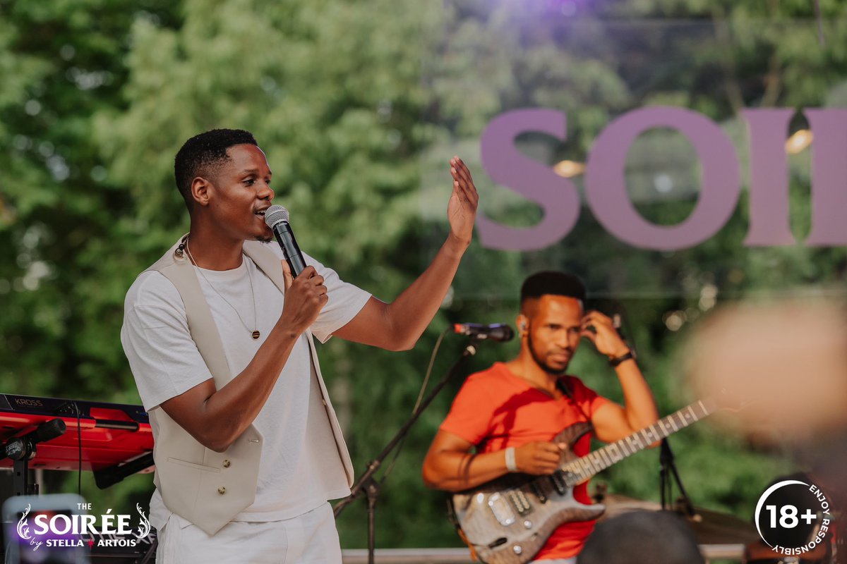 StellaArtoisZA's tweet image. We're all about bringing in good music as we #MakeTimeFor#TheLifeArtois at the #StellaSoiree. Let us know in the comments who you thought delivered the best performance.