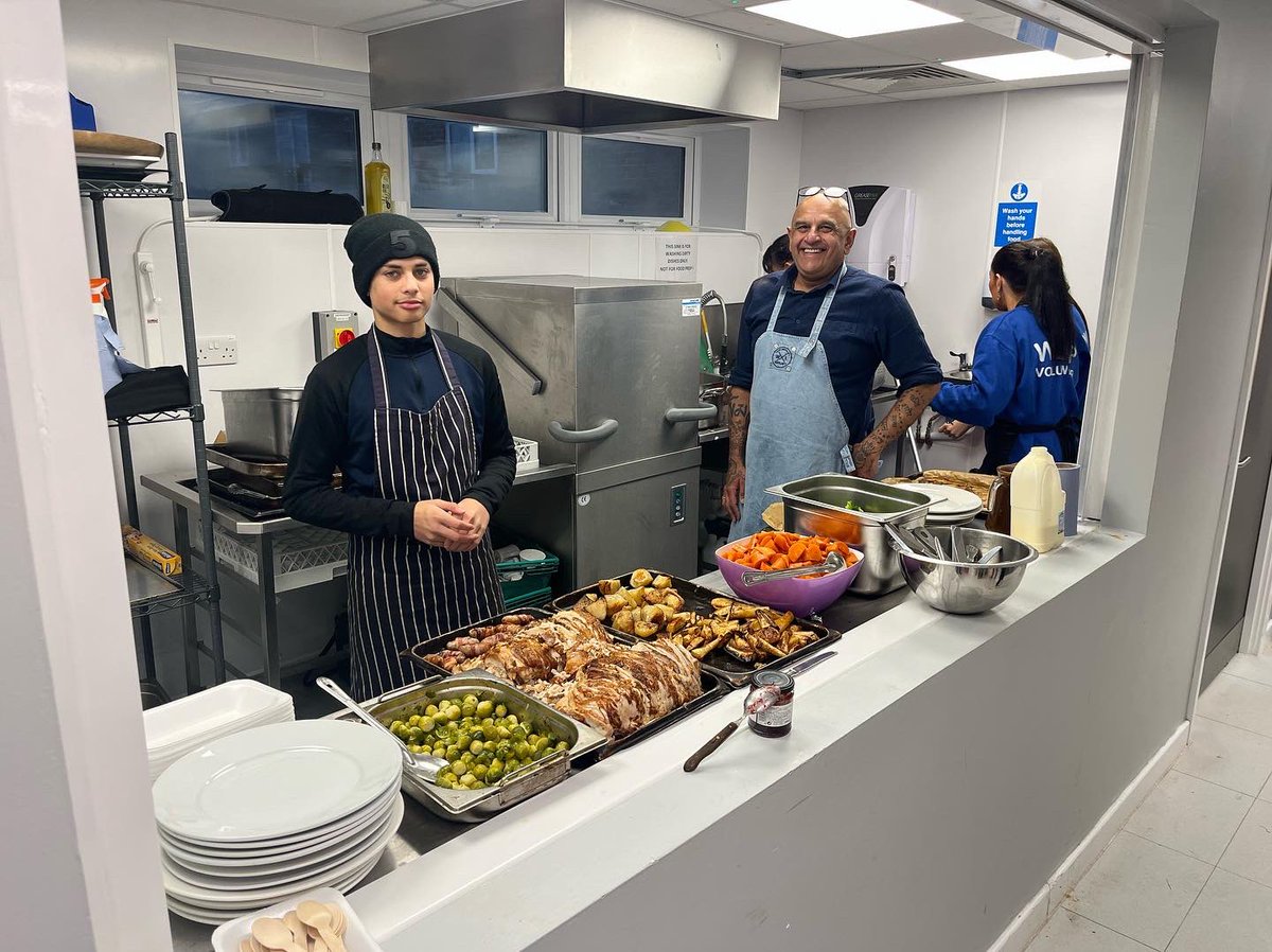 Community Colleague (@asdacharltonse7) on Twitter photo Busy afternoon supporting @WoolwichComCC and @GCDAUK with their Free Christmas Event. Free Xmas dinner, Free toiletries,hats and socks and Free haircuts. Amazing work <a href="/Cllrjfahy/">cllrjfahy</a> <a href="/Royal_Greenwich/">Royal Borough of Greenwich</a> <a href="/AsdaCommunity/">Asda Community Team</a> <a href="/NewsShopper/">News Shopper</a> Busy afternoon supporting @WoolwichComCC and @GCDAUK with their Free Christmas Event. Free Xmas dinner, Free toiletries,hats and socks and Free haircuts. Amazing work <a href="/Cllrjfahy/">cllrjfahy</a> <a href="/Royal_Greenwich/">Royal Borough of Greenwich</a> <a href="/AsdaCommunity/">Asda Community Team</a> <a href="/NewsShopper/">News Shopper</a>