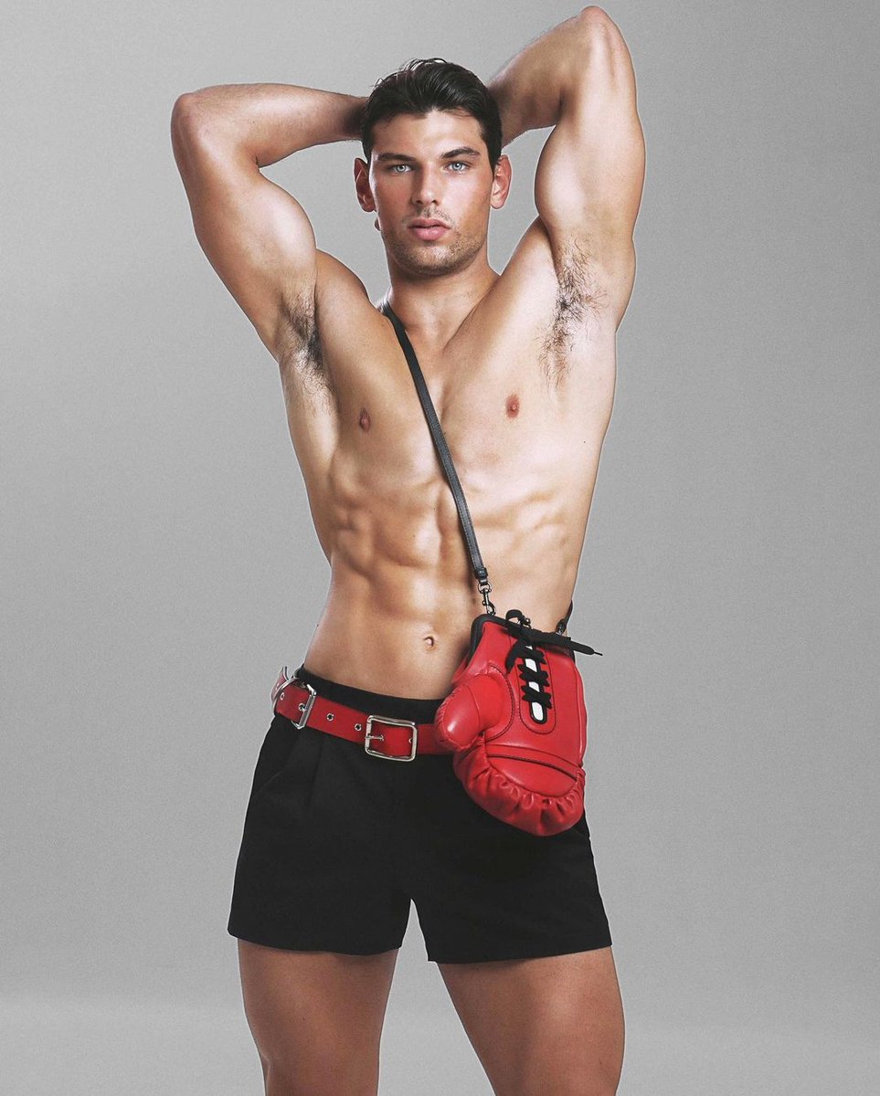 Stefano Tomadini for Moschino by @ITSJEREMYSCOTT Photo by Marco Ovando