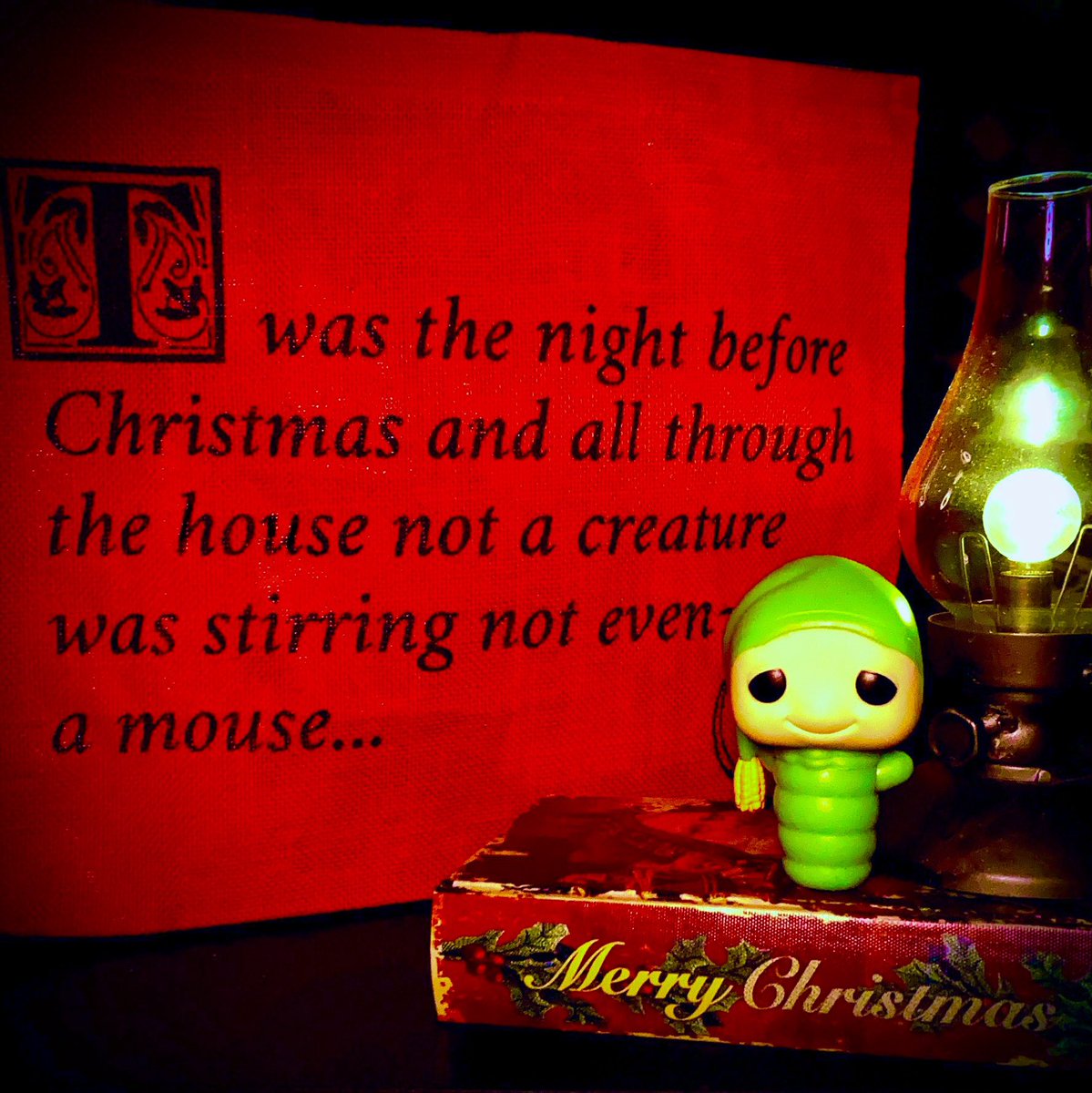MajesticWarLynx's tweet photo. Funko Photo A Day Challenge - Day 18: Cozy
Instagram: MajesticWarLynx
@OriginalFunko #FunkoPhotoADayChallenge #Funko #gloworm #cozy #FunkoPOP #FunkoFamily #FunkoFunatic #FunkoPhotoADay #funkophotography #MyFunkoStory #funkcollection #funkophoto #funkocommunity #FunkoPopVinyl https://t.co/wu0JbGokNj