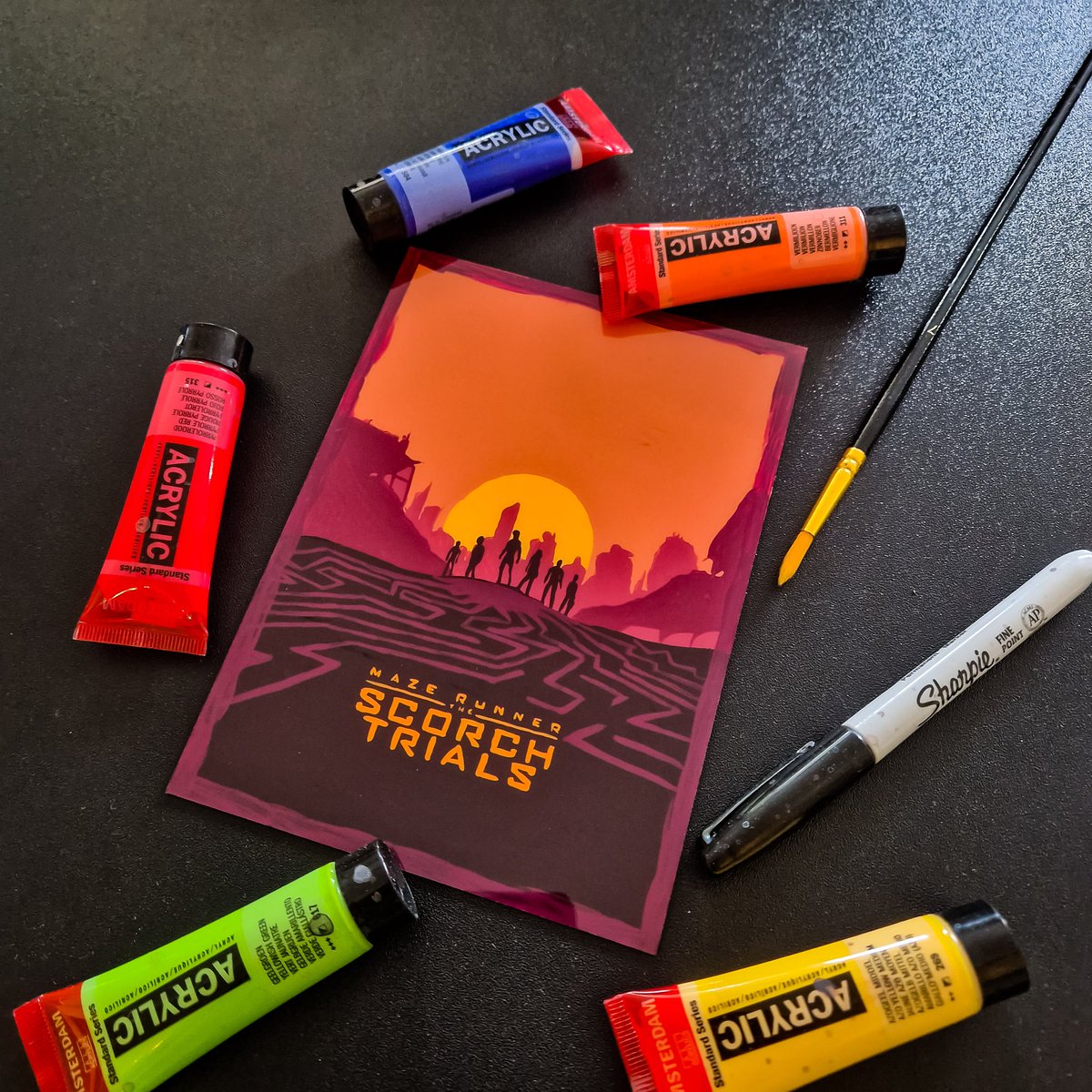BrtDlm's tweet photo. 🎨 The maze runner ▪︎ Glasspainting

 #glasspaint #glasspainting #glassart #art #artist #paint #painting #paintings #acrylic #acrylicpaint #modernpainting #themazerunner #mazerunner #dilanobrien #movie https://t.co/aqjozd5dWA