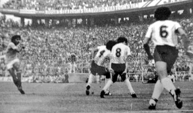 IndiaHistorypic's tweet photo. 1984 :: Argentina vs India Football Match  In Calcutta https://t.co/m5A3OSOaZ6