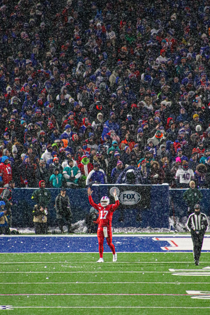 Victory Sunday ❤️💙 📸<a href="/masonmancinipto/">Masonmanciniphotos</a>