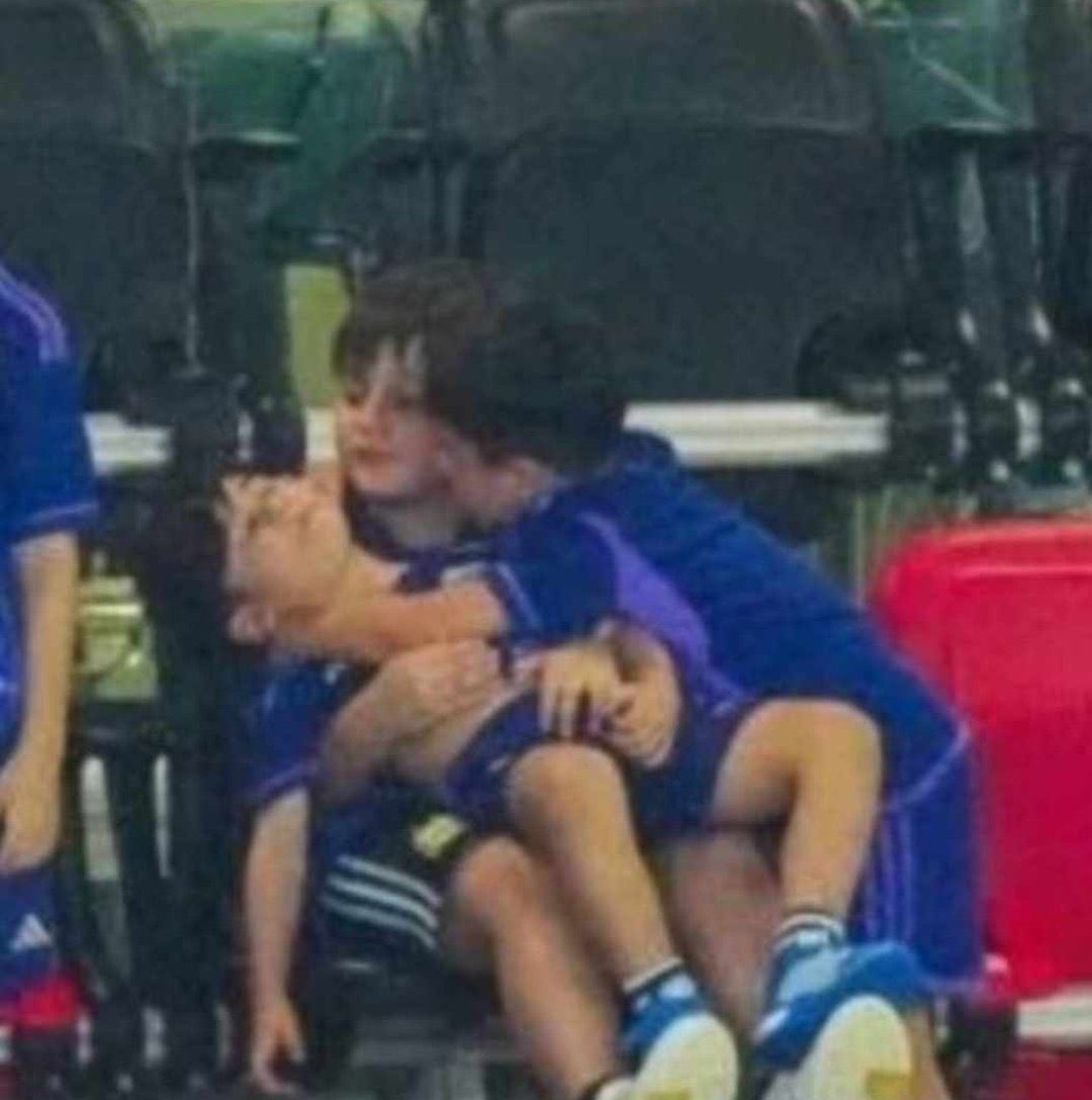 nderakoreami_'s tweet photo. Yo siendo de Paraguay estoy así, no me quiero imaginar los argentinos https://t.co/h85ma9DNJx