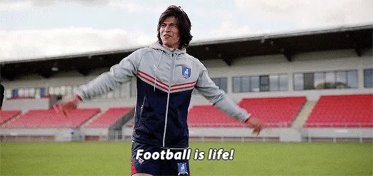 mollyhannahm's tweet photo. me a few weeks ago: yeah soccer is fine i guess no real opinions about it!

me now: https://t.co/pOkHxiJmJ5