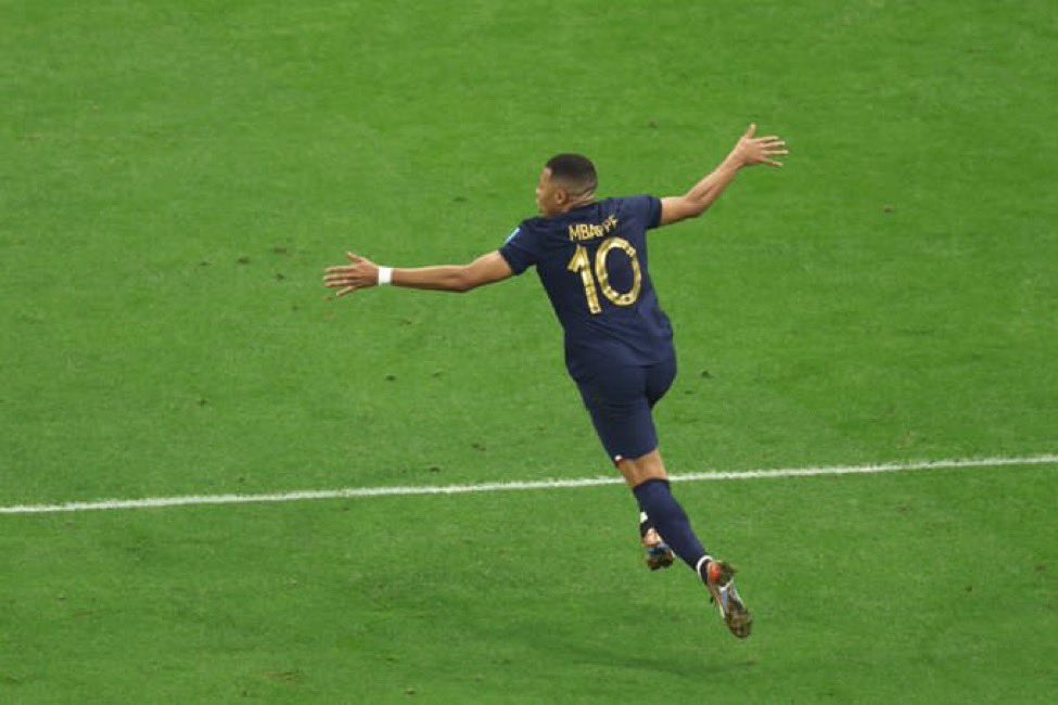 شخصيه عظيمه تاريخي قسسسم بالله 🤯👑