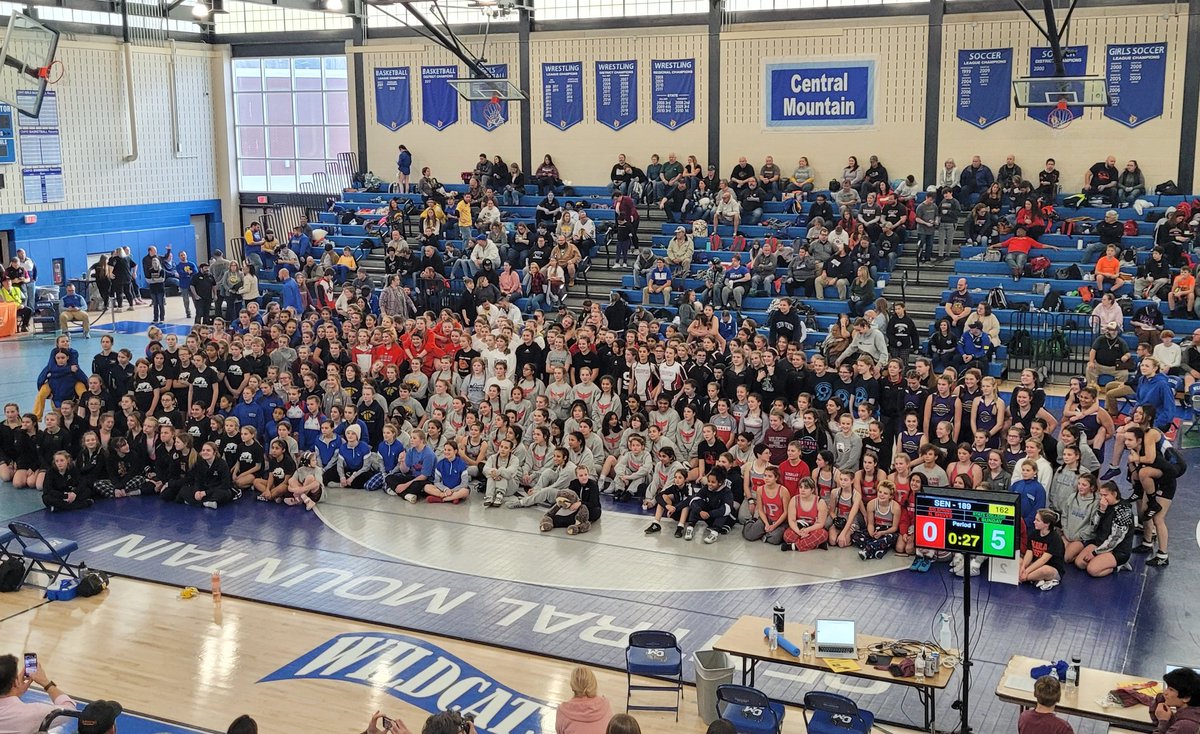 Laurel GIRLS Wrestling @ Queen of the Mountain Tournament!!!  LET'S GO GREEN!!   <a href="/abbie_miles23/">Abbie Miles</a> <a href="/alexisbrua34/">alexis brua</a>