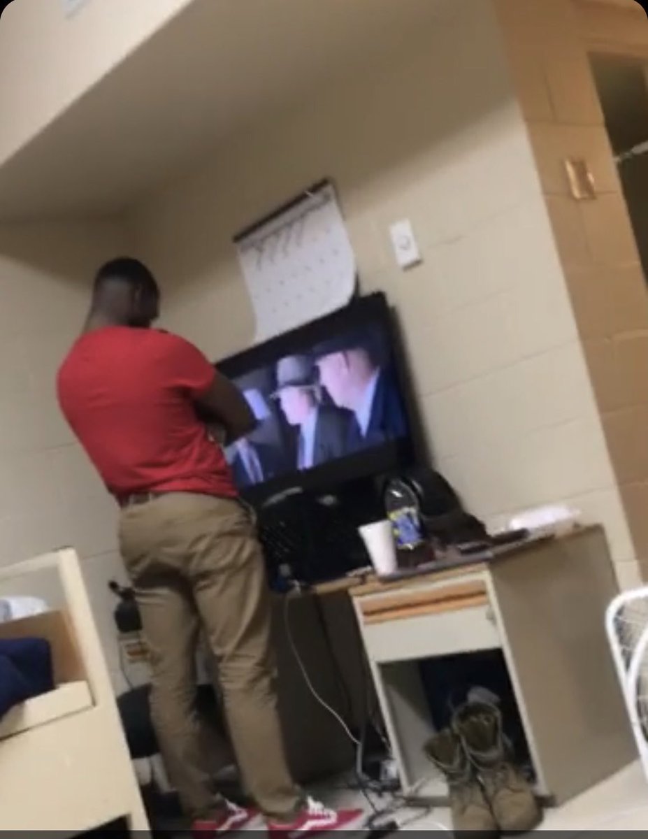 Nah what a final man 🤣 had me like this for the last 30 mins