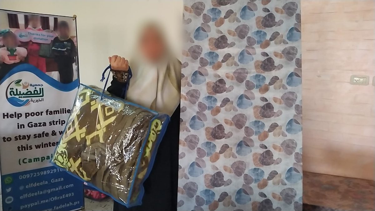 ALfdeela_Gaza's tweet photo. By donating to the campaign to protect poor families from the cold through the following link https://t.co/FfTnFhMLLB
Blankets and mattresses have been distributed to families affected by the heavy rains earlier. The donation campaign continues
#FreePalestine 
#FIFAWorldCup https://t.co/1760jtDTzn