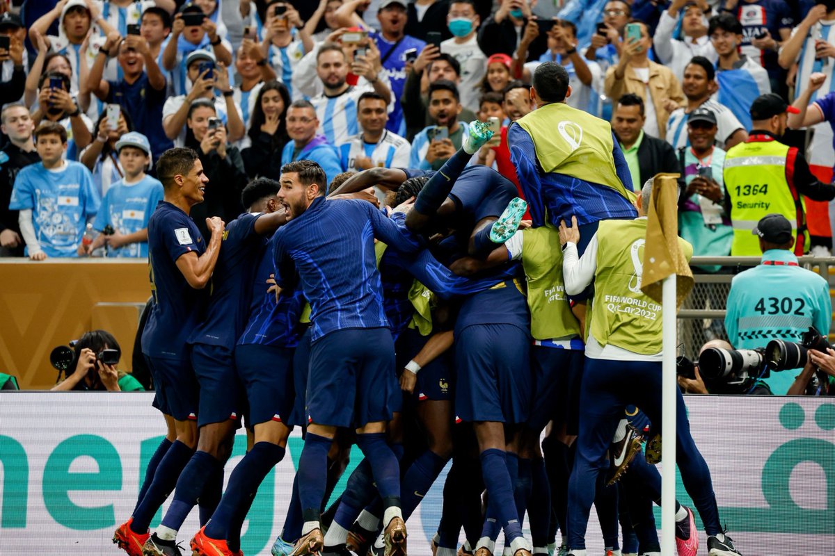 18 de dezembro de 2022.

O melhor jogo de futebol de sempre.