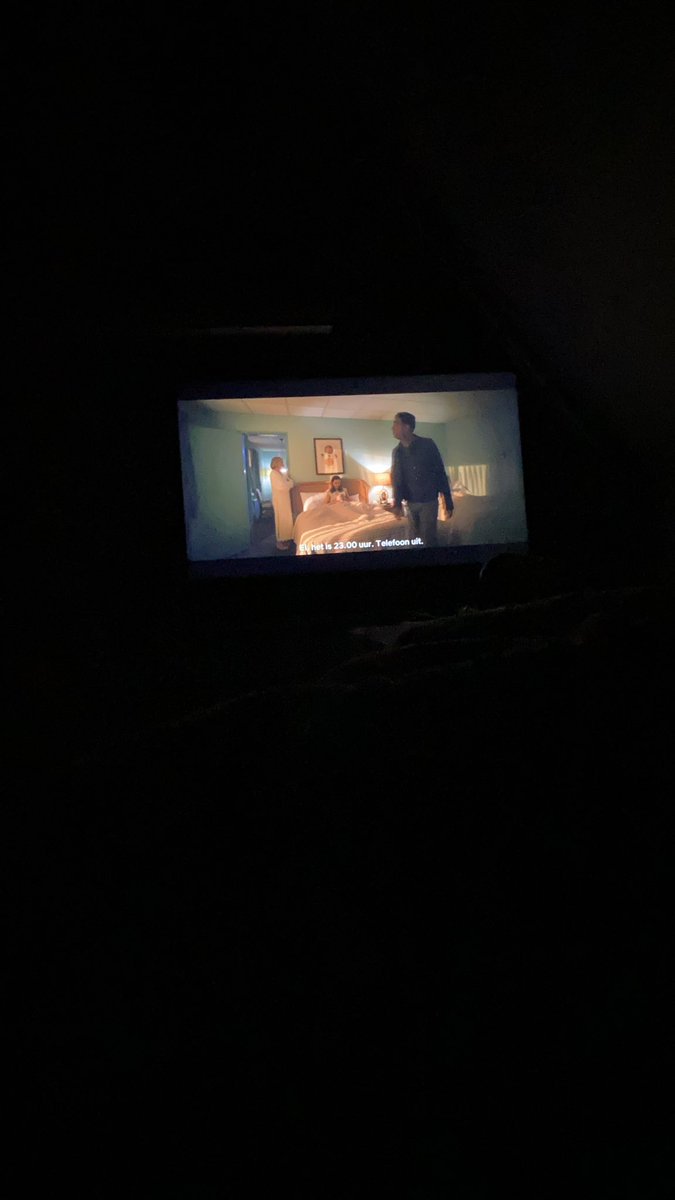 RijkSchilder's tweet photo. Serie #thewatcher #netflix #sundayvibes https://t.co/2tBO4wGykc