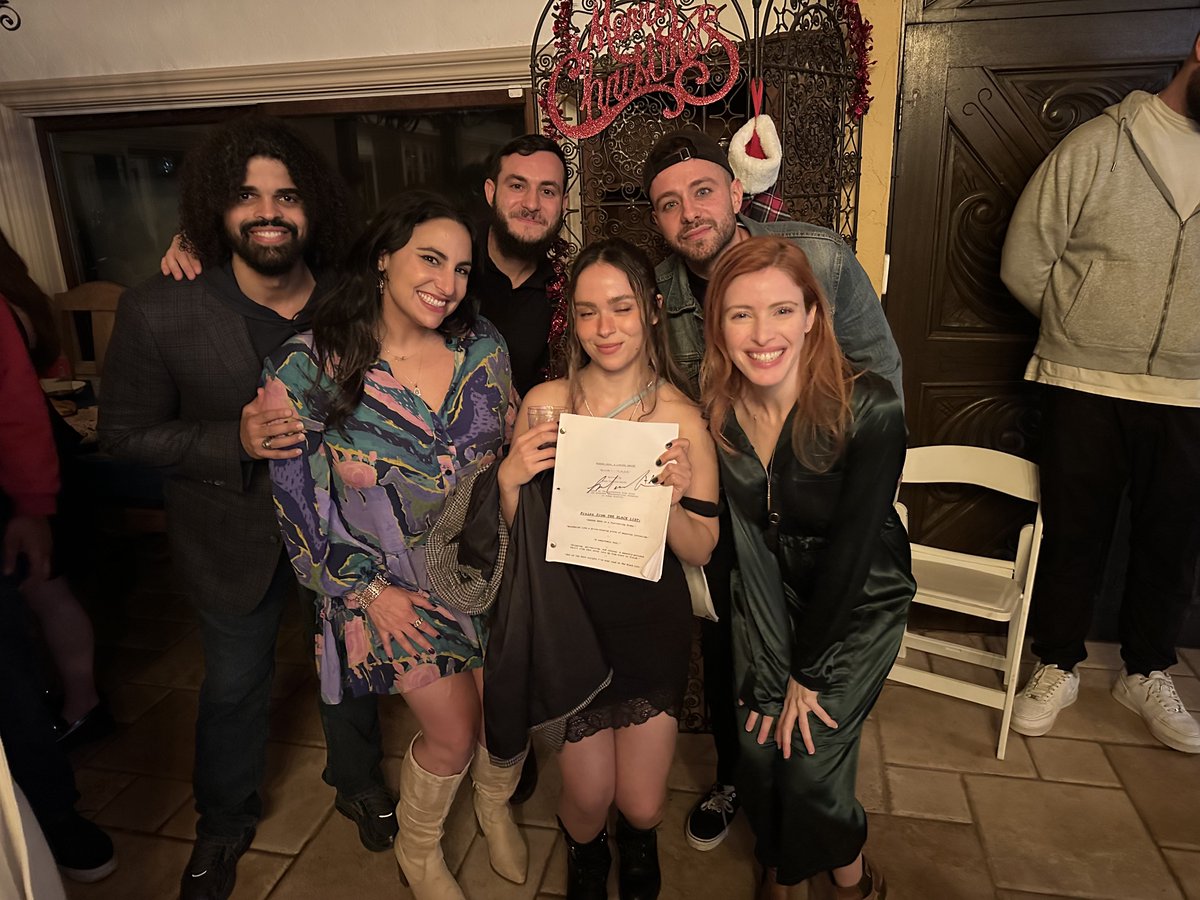 Such incredible performers, including @Allison_Tolman, <a href="/lcshorten/">Lee Shorten</a>, @tamarpelzig, <a href="/willbeinbrink/">william beinbrink</a>, <a href="/TheKrisGordon/">kG</a>, <a href="/WillGCooper/">Will Cooper</a>, <a href="/CharlieBenesch/">Charlotte Benesch</a>, <a href="/MishelPrada/">Mishel Prada</a>, <a href="/MenachemSilver/">Menachem Silverstein</a> and <a href="/fiddleshtick/">Edan Moses</a>. And @Allison2Names used her incredible voice to read the action lines.