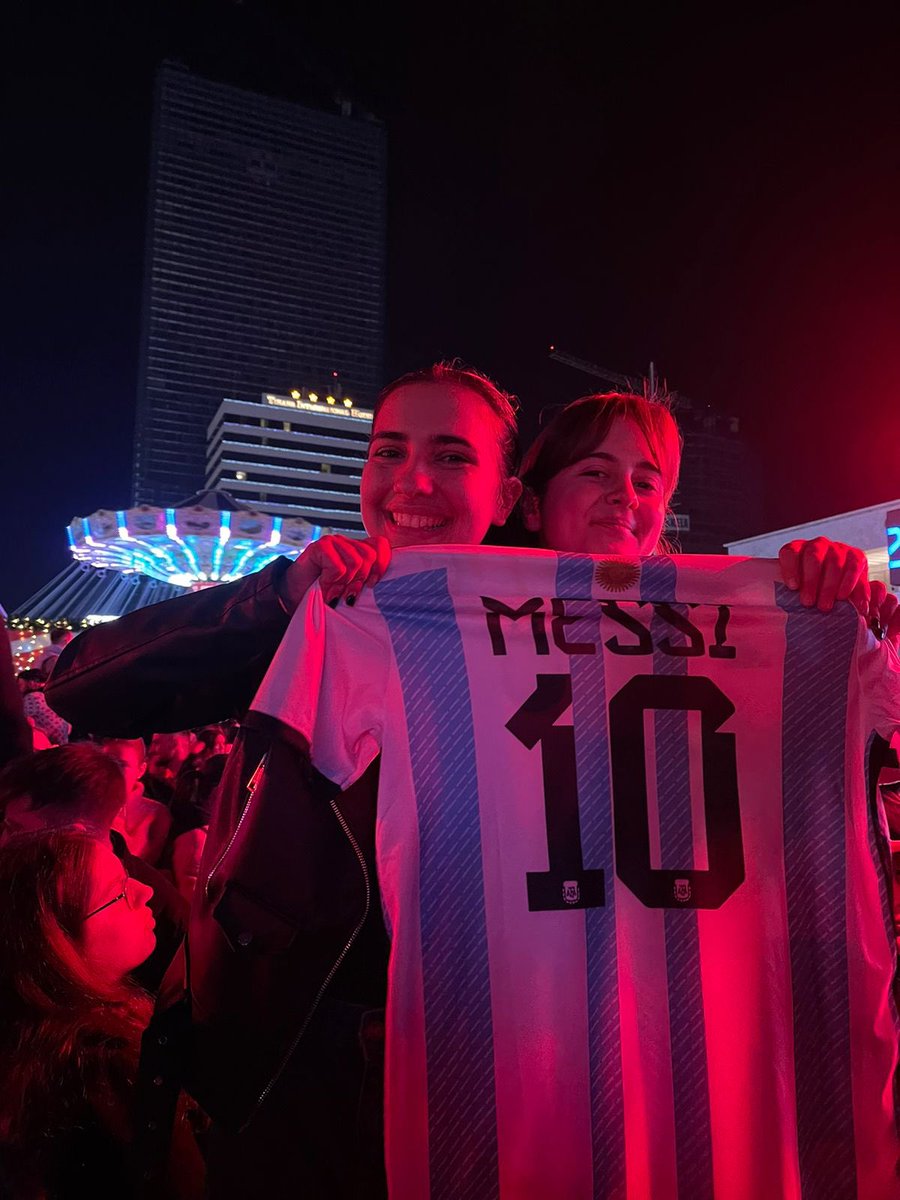 KamelisaS's tweet photo. The last tango🇦🇷 https://t.co/2KJNYlZfrB