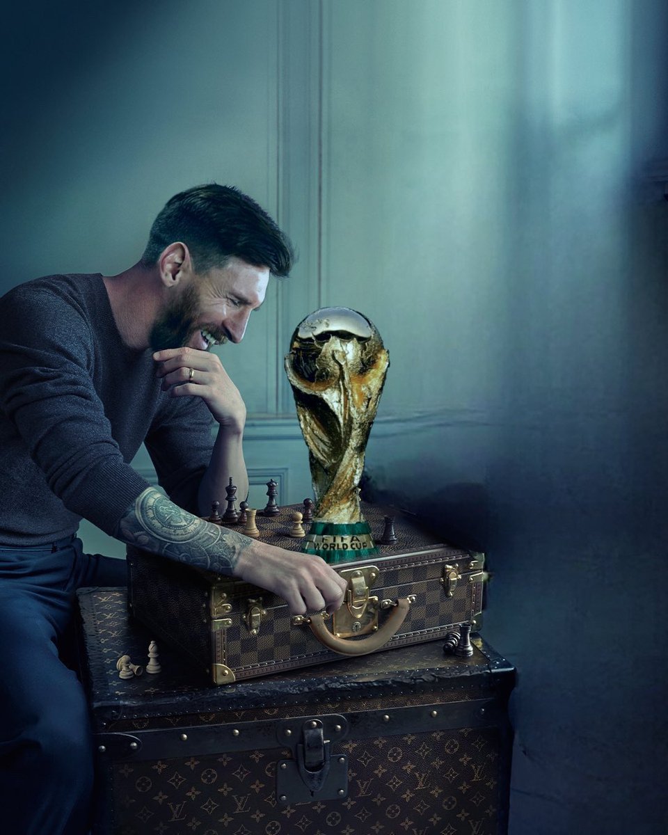 MA973_'s tweet photo. الحلقة الأخيرة .. 🇦🇷🏆
أعظم لاعب في تاريخ كرة القدم يرفع كأس العالم .. 
ورسمياً انتهت منافسات ميسي مع الجميع ..
كـــش ملـــك ♟️ https://t.co/nqgmpQhgdk