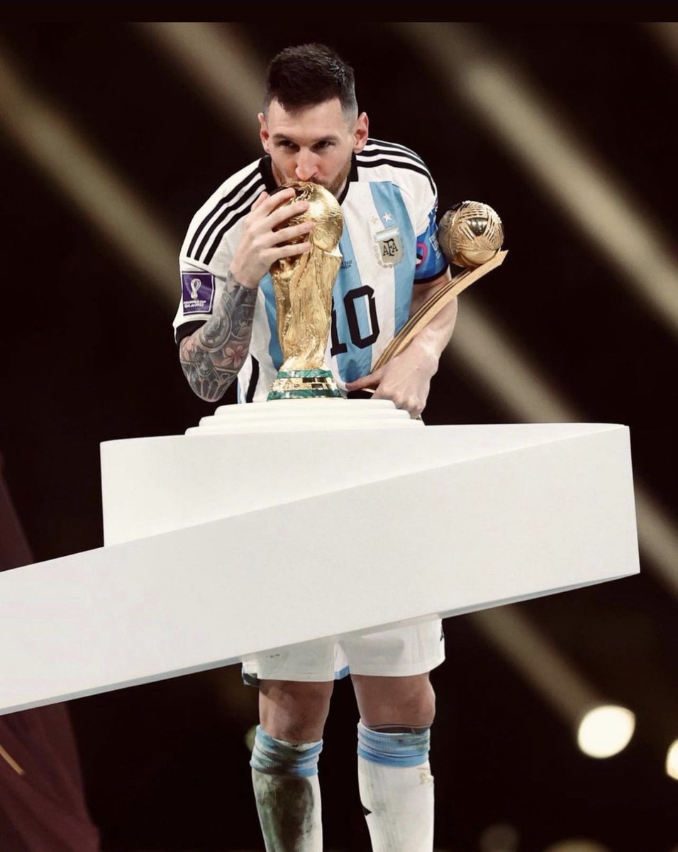 الحمد لله على التمام❤️❤️❤️  فخورون قطر بهذا الحدث الاستثنائي🇶🇦🇶🇦🇶🇦🇶🇦🇶🇦 مبروك الارجنتين وميسي 🇦🇷🇦🇷❤️❤️❤️❤️