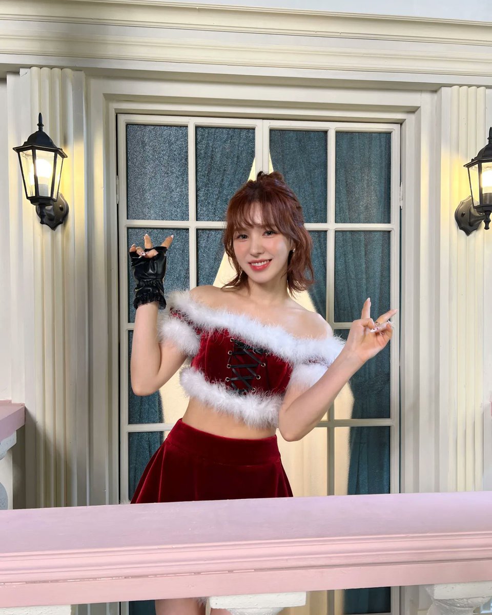 ❄️: LILLY for 

ᅠ⠀
Red VeIvet x Aespa for Beautiful Christmas ♡
ᅠ 

ᅠ⠀