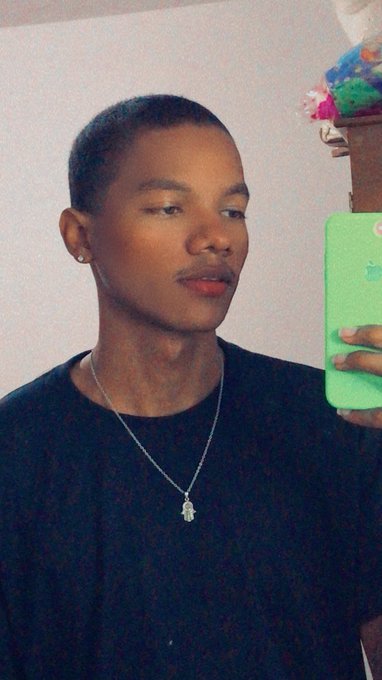 🤭 https://t.co/pamWxhFDWN