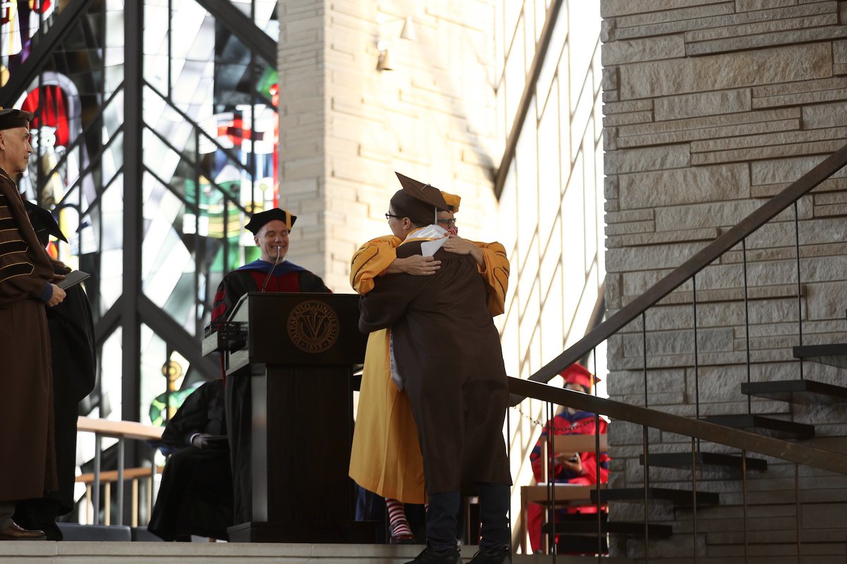 After our Commencement speaker wrapped up and the conferring of the degrees wound down, Valparaiso University President José Padilla charged the graduates to remember this important number: 5%. [1/4]