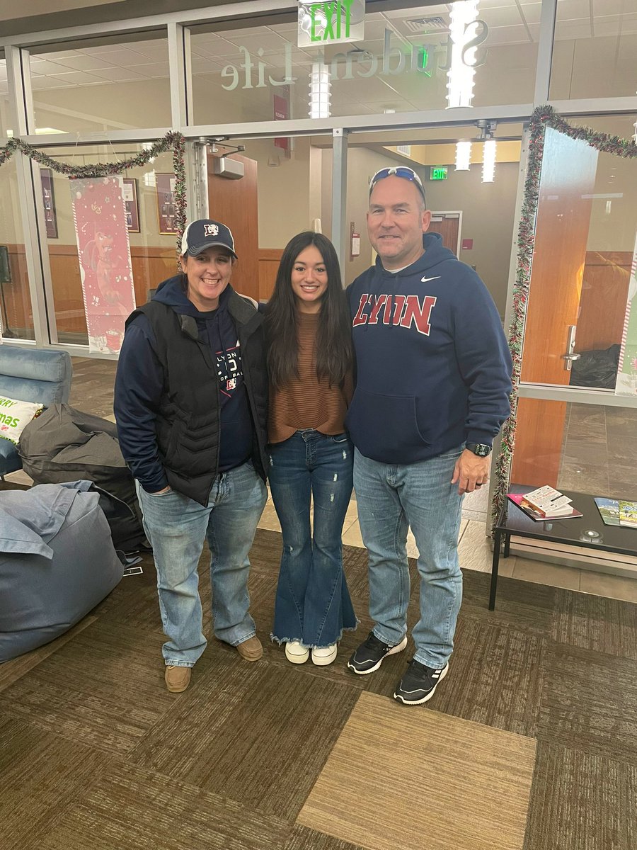 Blessed to receive an offer from Lyon college ✅ <a href="/LyonScotsSB/">Lyon College Softball</a> <a href="/CoachMorrisR/">EC Bullets Morris</a>