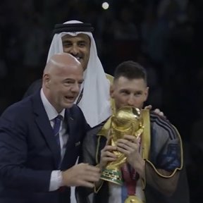 Moonlight1131's tweet photo. LIONEL MESSI EVERYONE 🇦🇷🐐
#FIFAWorldCup 
#FIFAWorldCupFinal https://t.co/YPHyc7F7wO