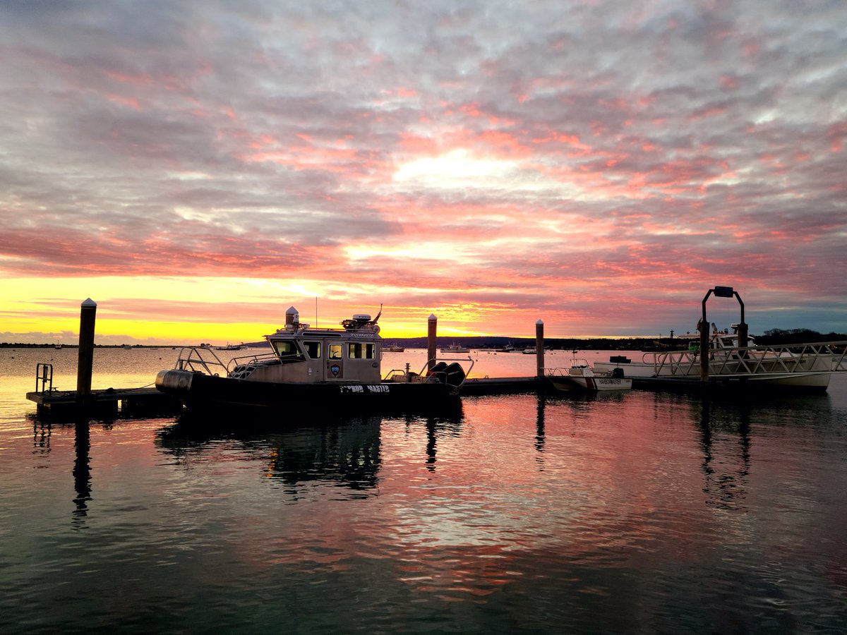 mokeefe86's tweet photo. @Plymouth_Harbor looking good this morning!!!   --- 12-18-2022 ---
@TownofPlymouth https://t.co/AgUgqAaQ6f
