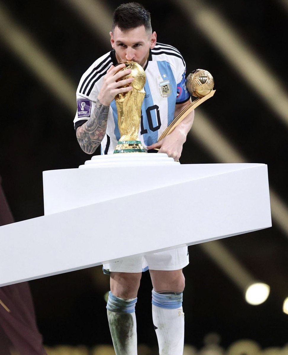 Demiflip's tweet photo. Messi the GOAT… #FIFAWorldCup #ArgentinaVsFrance #WorldCup #ARGFRA https://t.co/OBUmx6SIfj