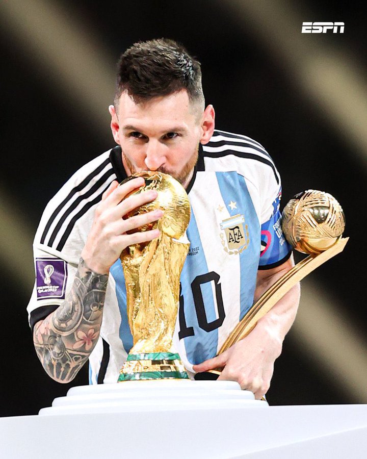bachmanngeek's tweet image. THE KING IS BACK!!! 🇦🇷🏅❤️🏆⚽️🌞
#Messi𓃵 #ARGFRA #ArgentinaVsFrance #Qatar2022 #GOAT #Messi