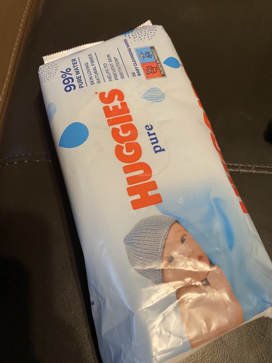 Thomikins's tweet photo. @huggies_uk having problems with packs of wipes.  Every packet seems to be bursting at the side and they haven’t even been opened via the front seal. These were bought in a box of 10 packets! #tooexpensivefordrywipes https://t.co/cSG8Kv48BK