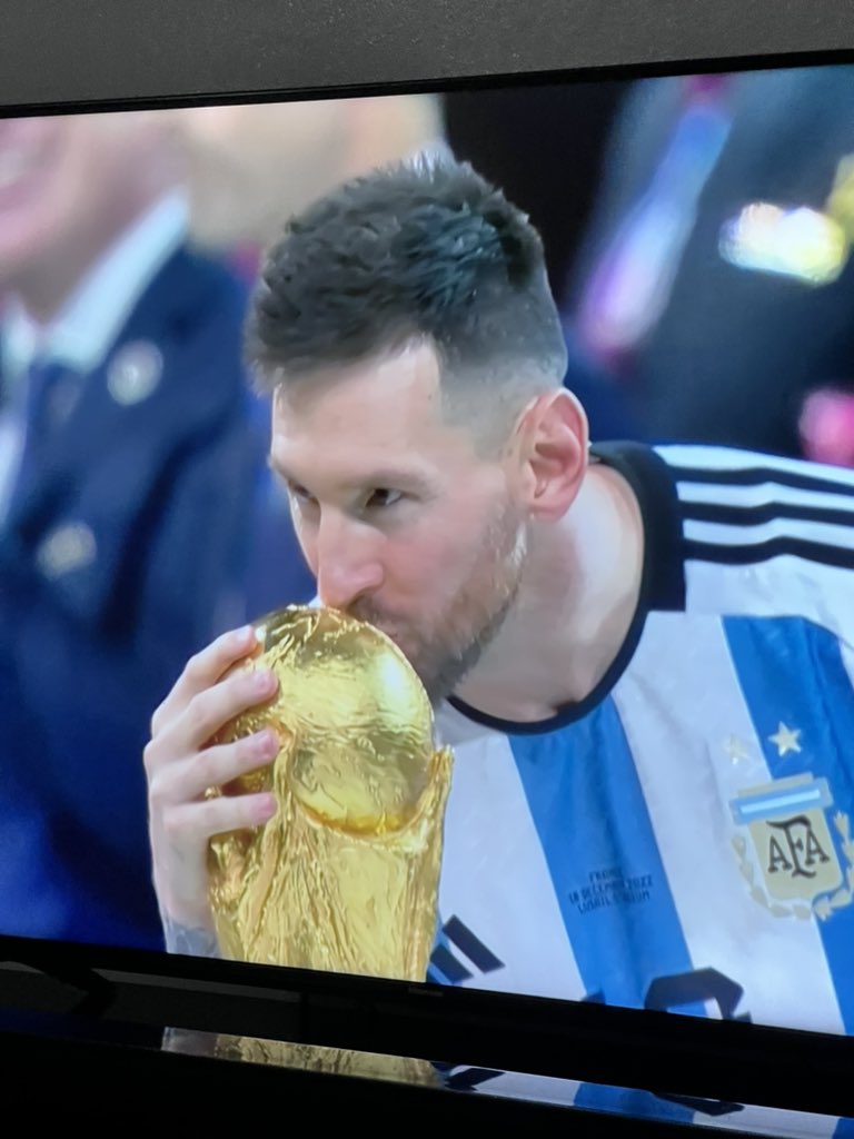 Dulexity's tweet photo. Does your GOAT 🐐 have a World Cup medal? https://t.co/mbLD3esbhY