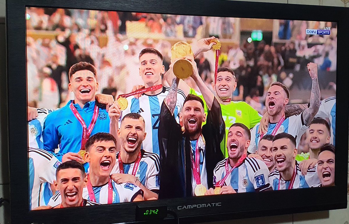 maplb100's tweet photo. Thank you #Qatar - the best #World_Cup in history ❤️ 🇶🇦 https://t.co/gDvxbQgL9Y
