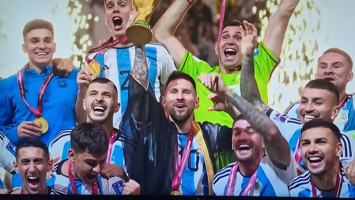 Una pausa y... Felicidades #Argentina #Messi𓃵