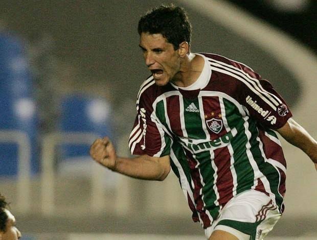 explorerfutebol's tweet photo. 🔥 HISTÓRICO! 

Thiago Neves se iguala a Mbappe como um jogador a fazer 3 gols na final e perder o título. https://t.co/6kzjgW65r6