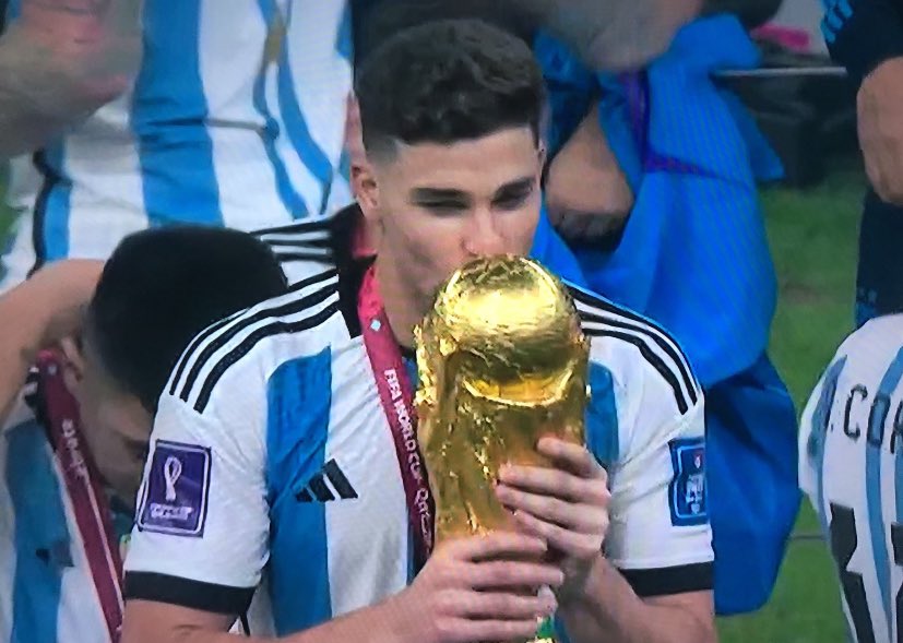 El destino lo llamo a la GRANDEZA.