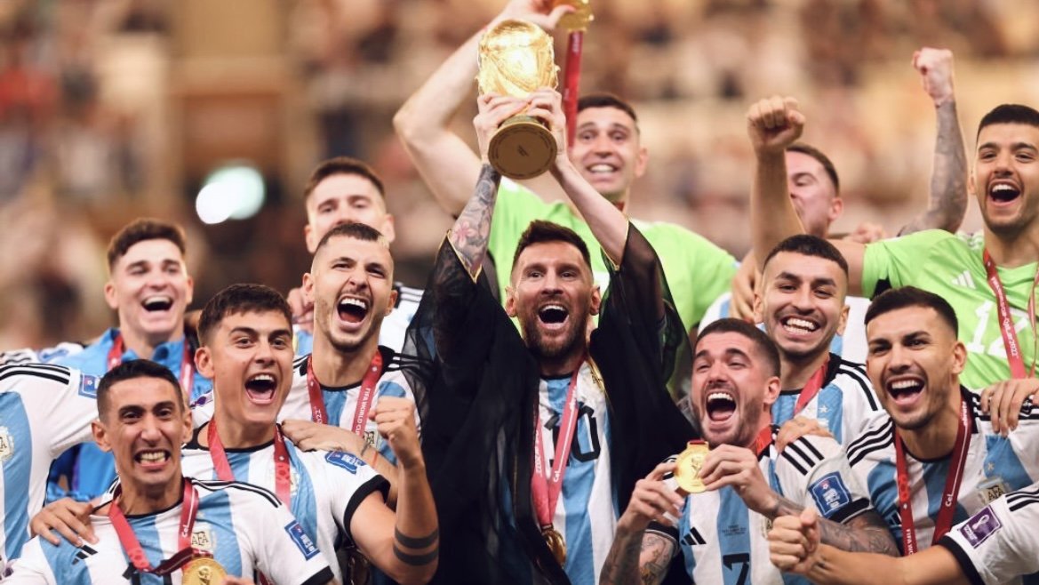 ajaydevgn's tweet photo. Vamos Argentina 🇦🇷. What a WC victory this one was. https://t.co/PKDmFE4jeF