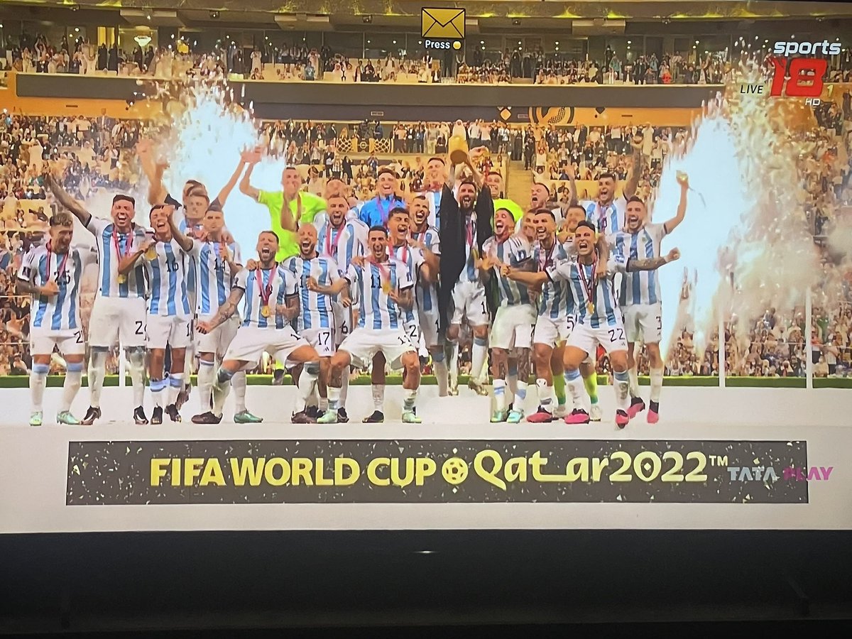 praj9495's tweet photo. #ArgentinaVsFrance What a match!!. #Argentina deserved to win #FIFAWorldCup.#Messi 🐐 one of the greatest player. https://t.co/xv9nPhYeH5